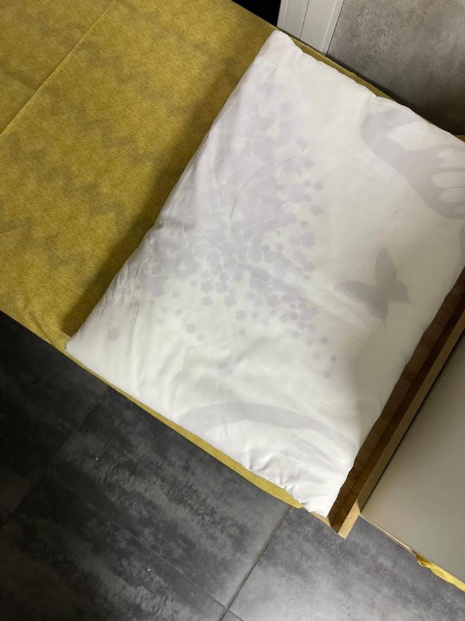 Hostel Del Luna Ałma Ata Zewnętrze zdjęcie
